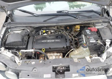 2014 Chevrolet Sonic Lt Auto z USA, uszkodzony, nr VIN 1G1JC5SH9E4235730